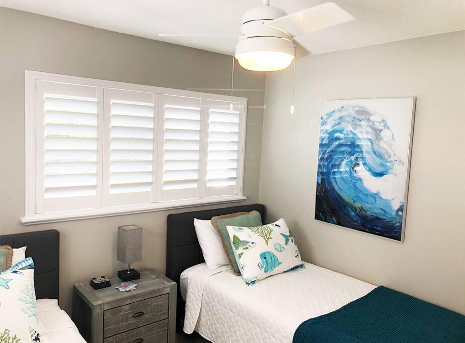 Modern Apartment - 2 Of 4 Punta Gorda Exterior photo